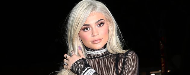 Kylie Jenner erreicht die Party ihrer Schwester Kendall im November 2016 in Los Angeles Kylie Jenner erreicht die Party ihrer Schwester Kendall im November 2016 in Los Angeles