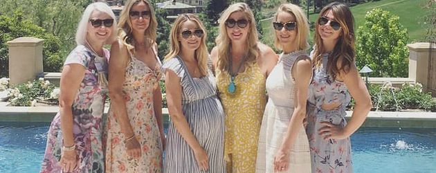 Lauren Conrad (Mitte) bei ihrer Baby-Party im Mai 2017 Lauren Conrad (Mitte) bei ihrer Baby-Party im Mai 2017