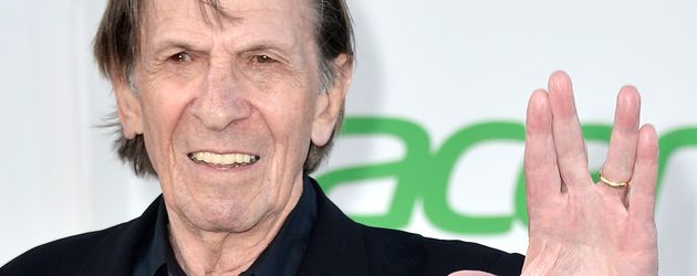 Leonard Nimoy Leonard Nimoy
