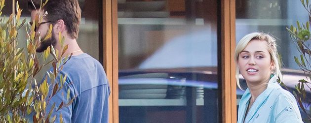 Liam Hemsworth und Miley Cyrus in Malibu Liam Hemsworth und Miley Cyrus in Malibu