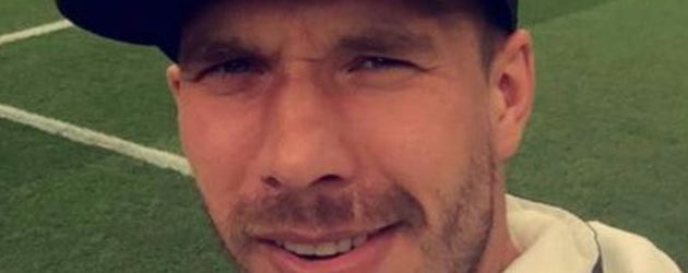 Lukas Poldolski hinter den Kulissen der EM Lukas Poldolski hinter den Kulissen der EM