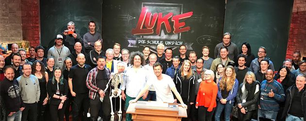 Luke Mockridge mit seinem Team Luke Mockridge mit seinem Team