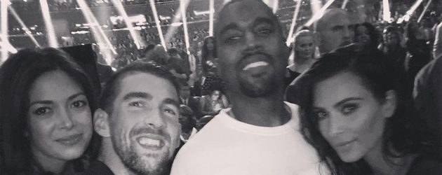 Nicole Johnson, Michael Phelps, Kanye West & Kim Kardashian (v.l.) Nicole Johnson, Michael Phelps, Kanye West & Kim Kardashian (v.l.)