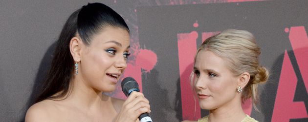 Mila Kunis mit Schauspielkollegin Kirsten Bell (rechts) Mila Kunis mit Schauspielkollegin Kirsten Bell (rechts)