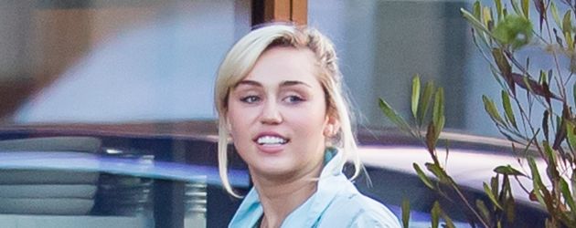 Miley Cyrus vor dem Soho House in Malibu, Kalifornien Miley Cyrus vor dem Soho House in Malibu, Kalifornien