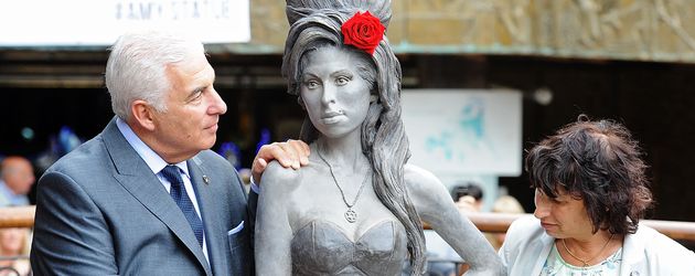 Amy Winehouse und Mitch Winehouse Amy Winehouse und Mitch Winehouse