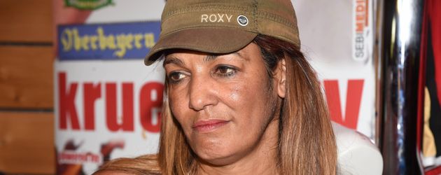 Naddel bei einem Auftritt in Krümels Stadl auf Mallorca im Juli 2016 Naddel bei einem Auftritt in Krümels Stadl auf Mallorca im Juli 2016
