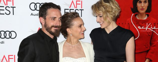 Natalie Portman mit Pablo Larrain und Greta Gerwig auf "Jackie"- Filmpräsentation Natalie Portman mit Pablo Larrain und Greta Gerwig auf "Jackie"- Filmpräsentation