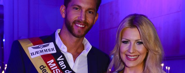 Oliver Sanne und Freundin Vivien Konca in Düsseldorf Oliver Sanne und Freundin Vivien Konca in Düsseldorf