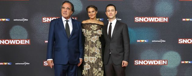 Oliver Stone, Shailene Woodley und Joseph Gordon-Levitt bei der "Snowden"Europapremiere in München Oliver Stone, Shailene Woodley und Joseph Gordon-Levitt bei der "Snowden"Europapremiere in München