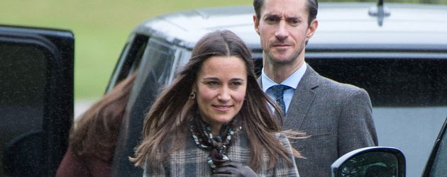 Pippa Middleton und James Matthews in Bucklebury Pippa Middleton und James Matthews in Bucklebury
