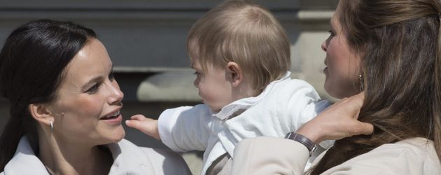 Prinzessin Leonore von Schweden, Madeleine von Schweden und Sofia Hellqvist Prinzessin Leonore von Schweden, Madeleine von Schweden und Sofia Hellqvist