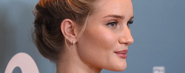 Rosie Huntington-Whiteley Rosie Huntington-Whiteley