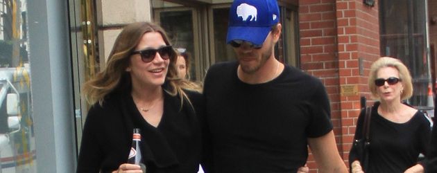 Schwangere Sarah Roemer und Chad Michael Murray 2015 Schwangere Sarah Roemer und Chad Michael Murray 2015
