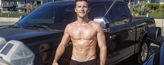 Scott Eastwood durchtraniert in LA Scott Eastwood durchtraniert in LA