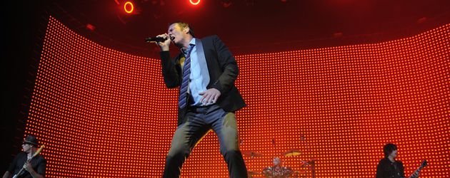 Scott Weiland bei einem Live-Konzert in Hollywood Scott Weiland bei einem Live-Konzert in Hollywood