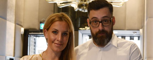 Sido und seine Ehefrau, Moderatorin Charlotte Würdig, in einem Uhrenladen in Frankfurt Sido und seine Ehefrau, Moderatorin Charlotte Würdig, in einem Uhrenladen in Frankfurt