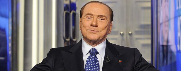 Silvio Berlusconi in der Talkshow "Porta a Porta" in Rom Silvio Berlusconi in der Talkshow "Porta a Porta" in Rom