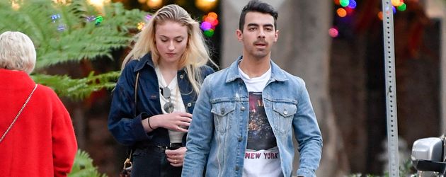 Sophie Turner und Joe Jonas in Beverly Hills Sophie Turner und Joe Jonas in Beverly Hills