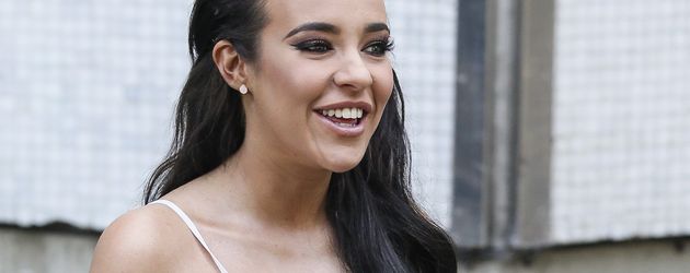 Stephanie Davis beim Verlassen der "ITV Studios" Stephanie Davis beim Verlassen der "ITV Studios"
