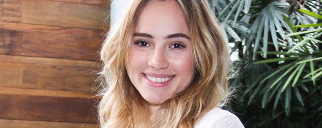 Suki Waterhouse Suki Waterhouse