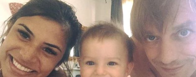 Tanja Tischewitsch mit Thomas Radeck und Baby Ben im Hotel Tanja Tischewitsch mit Thomas Radeck und Baby Ben im Hotel