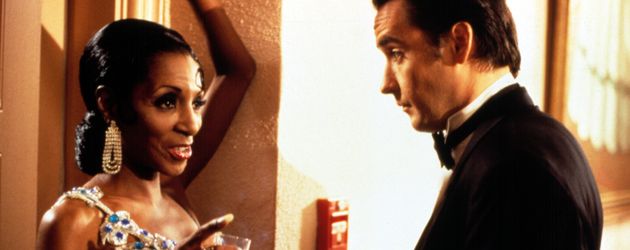 The Lady Chablis und John Cusack spielen Seite an Seite in "Midnight In The Garden Of Good And Evil" The Lady Chablis und John Cusack spielen Seite an Seite in "Midnight In The Garden Of Good And Evil"