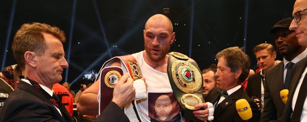Tyson Fury nach seinem Sieg über Klitschko im November 2015 Tyson Fury nach seinem Sieg über Klitschko im November 2015