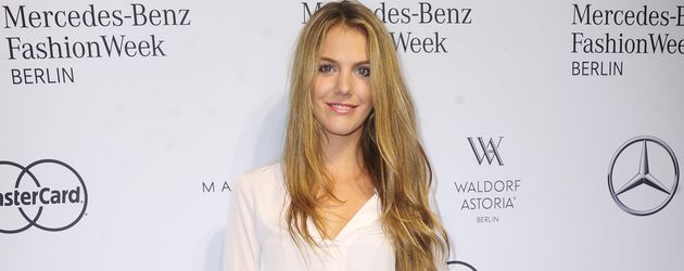 Viviane Geppert bei der "Mercedes Benz Fashion Week" in Berlin 2016 Viviane Geppert bei der "Mercedes Benz Fashion Week" in Berlin 2016
