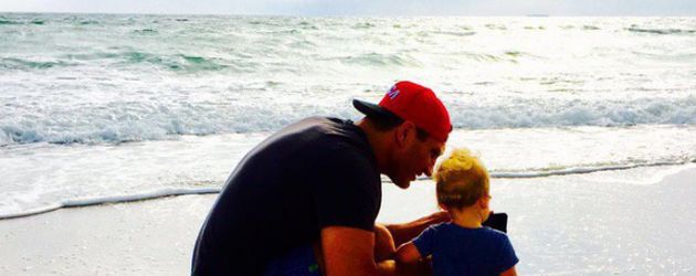 Wladimir Klitschko und Tochter Kaya am Strand Wladimir Klitschko und Tochter Kaya am Strand